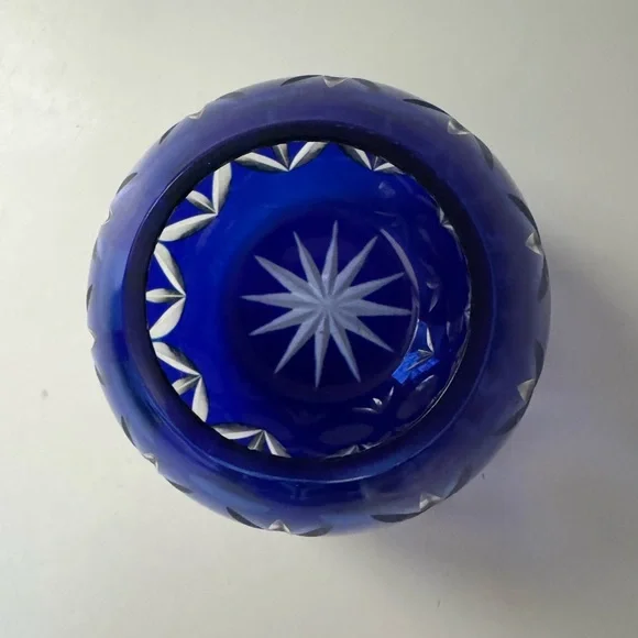 Blue and clear Decorative Glass orb- great for a voltive candle - Picture 4 of 4